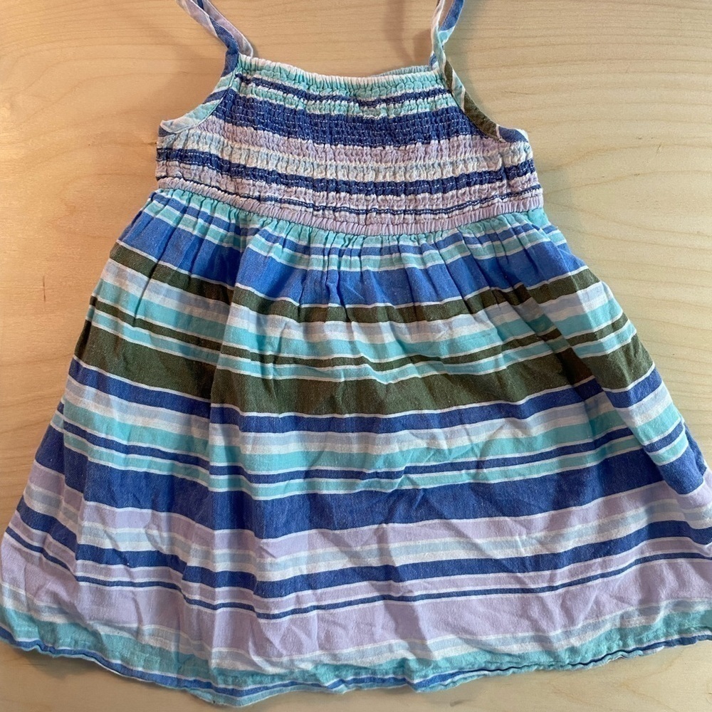 Old Navy Dress size 5T (DE)